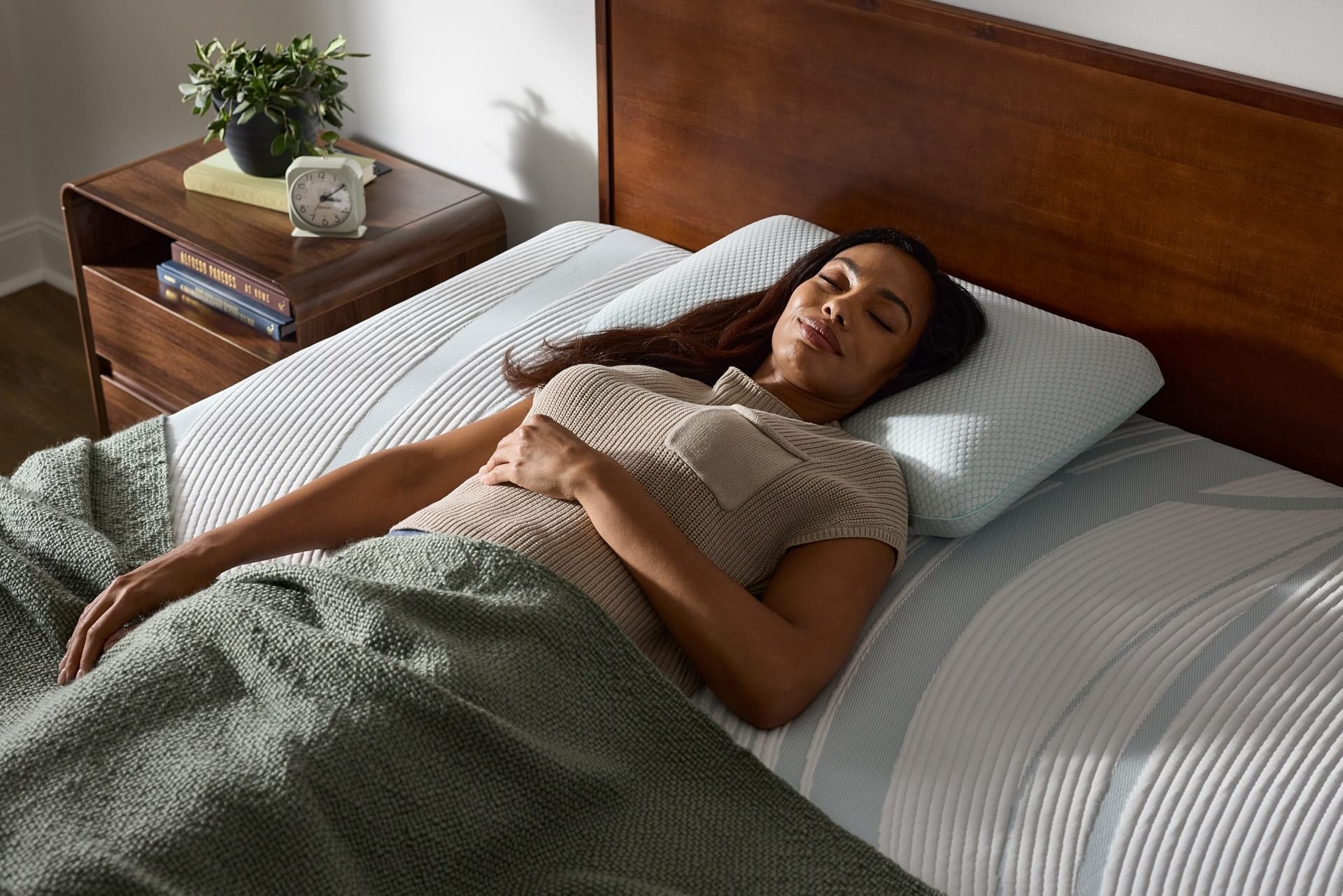 Why You Slept So Well at That Hotel (And What It Says About Your Bed at Home)