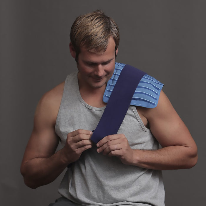 Man using the ProtoCold Reusable Cold Therapy Pads