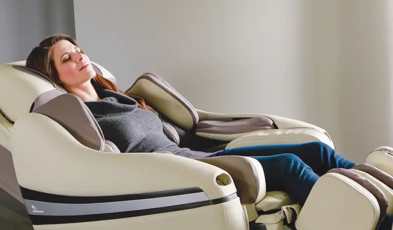 Ways-To-Relax-After-Work Relax The Back