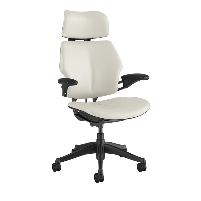 Freedom Office Chair with a headrest in Ticino leather white