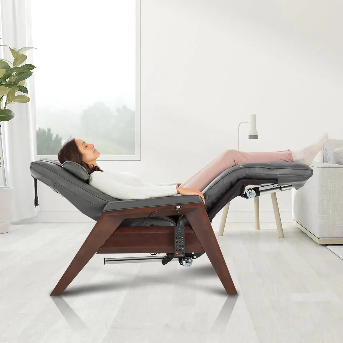 Gravis Zero Gravity Recliner with Air Massage | Human Touch