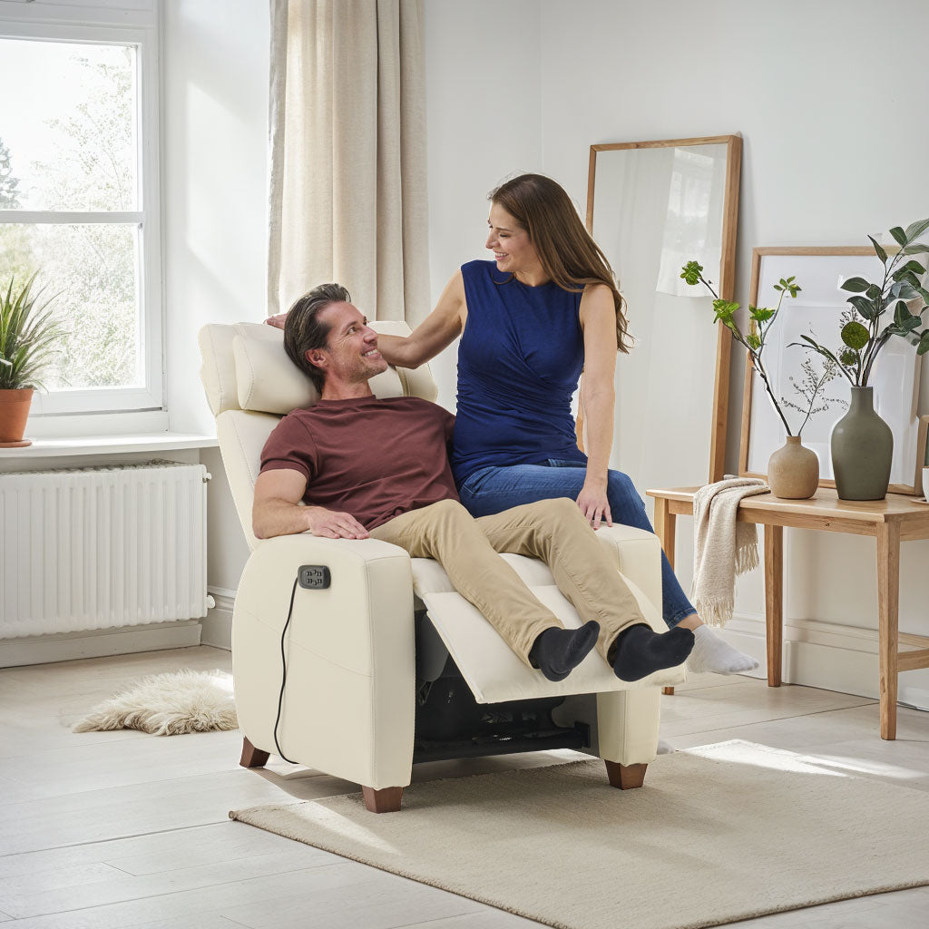 Vesta Zero Gravity Chair | Heat & Vibration Recliner | Relax The Back