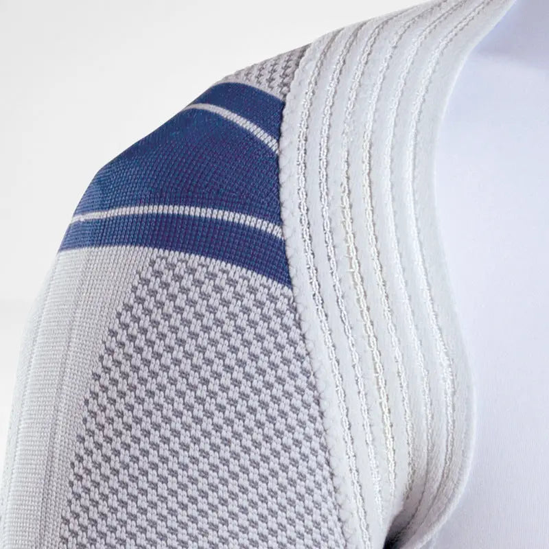 A close up on the OmoTrain Shoulder Brace.