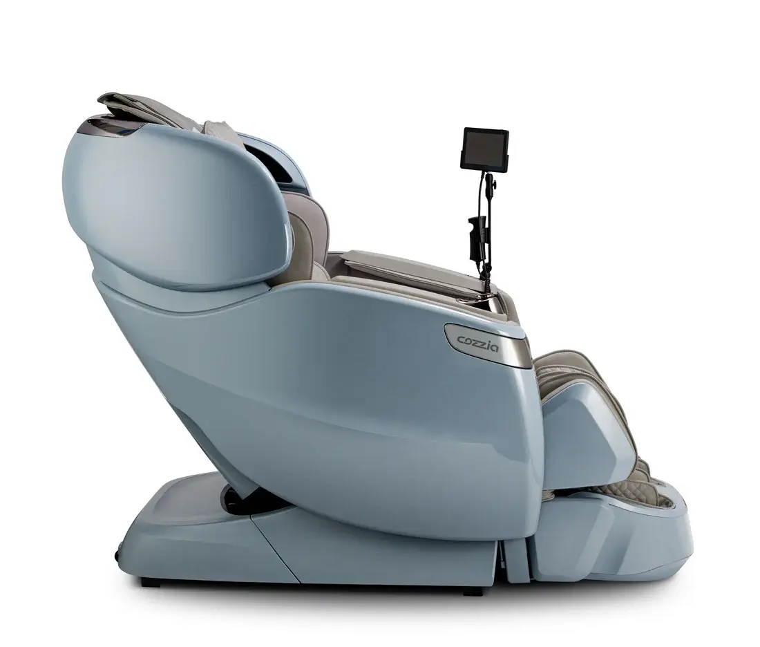 Qi XE Pro Duo Massage Chair Cozzia