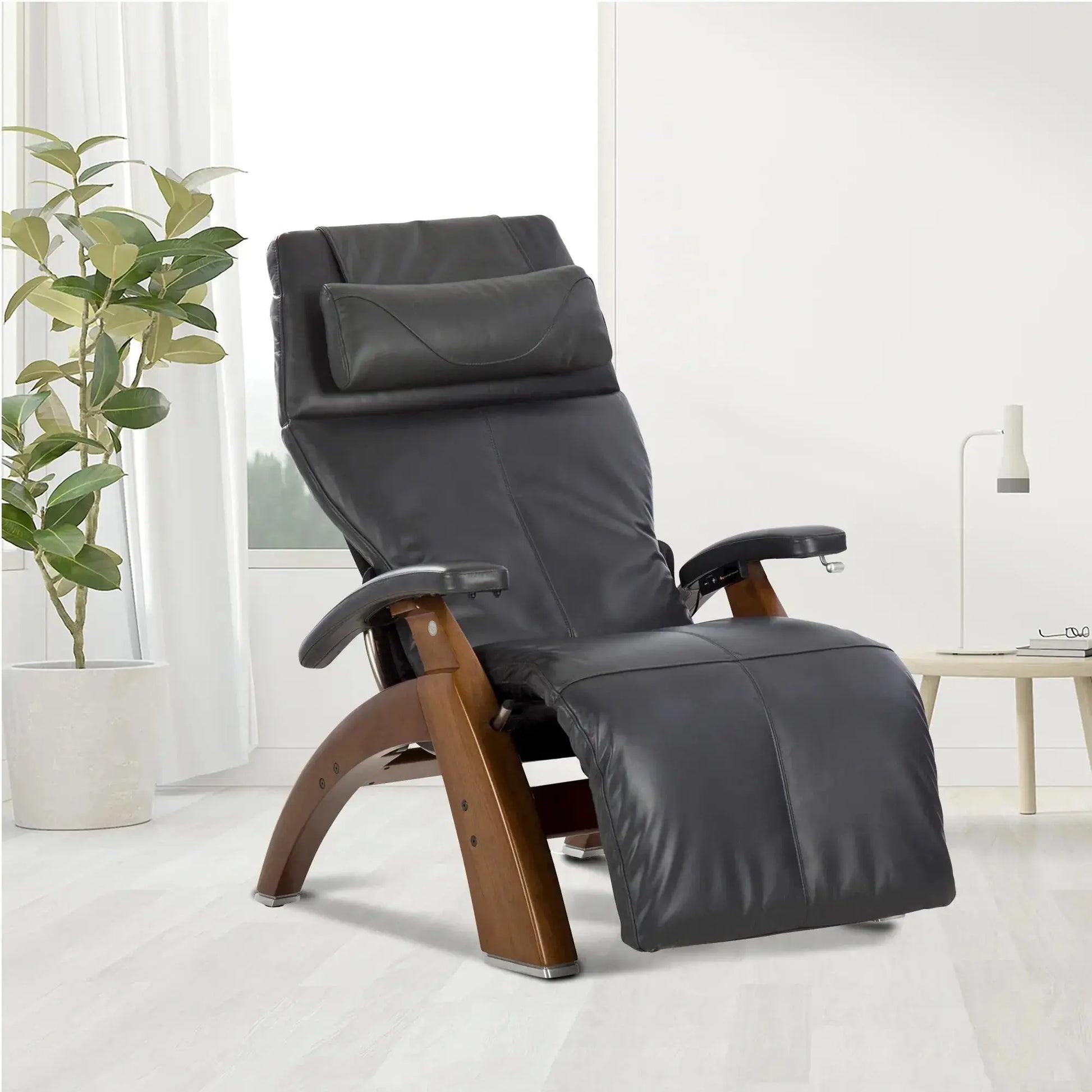 Perfect Chair® PC-420 Classic Manual Recliner in Comfort Package Human Touch