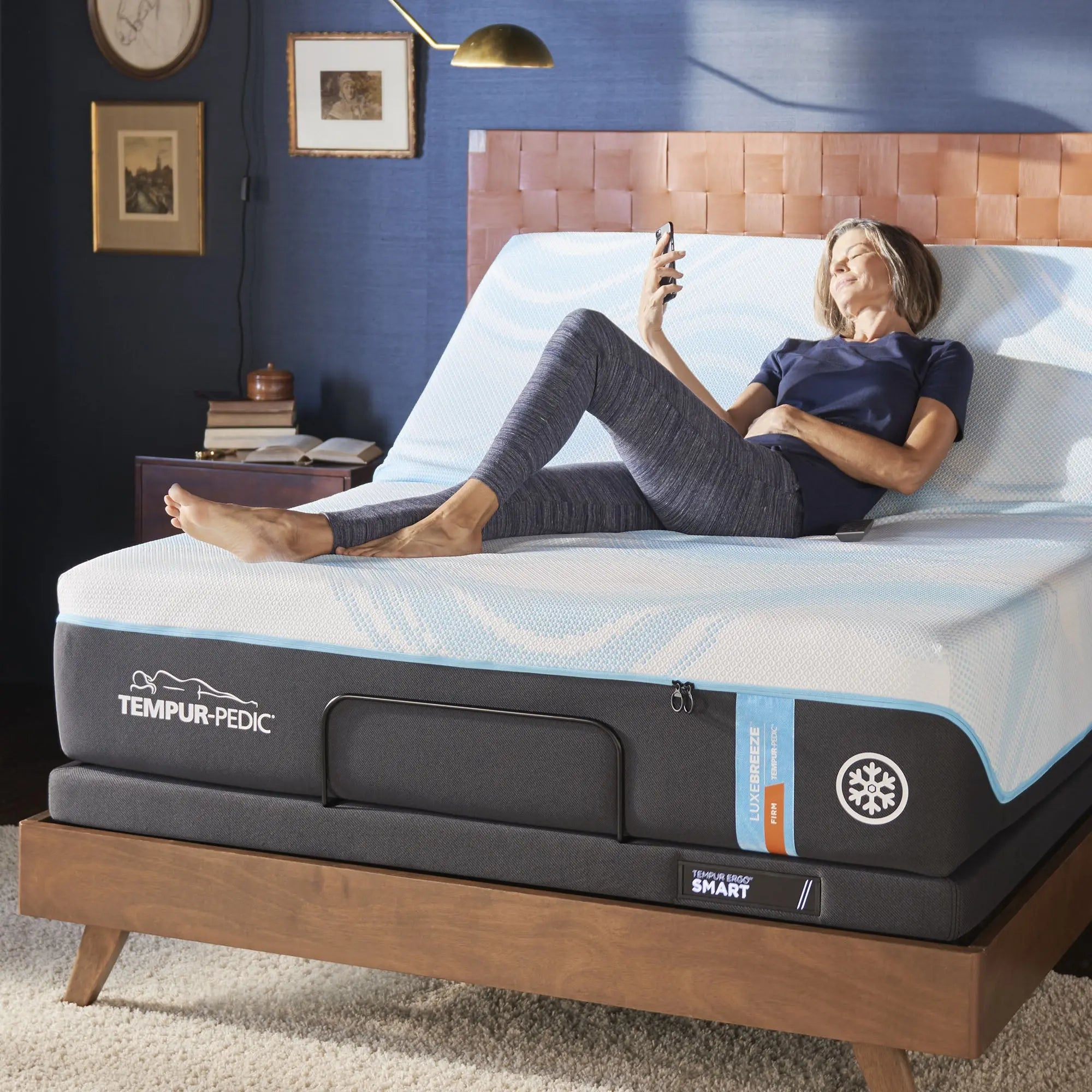 TEMPUR-Ergo® Smart Adjustable Base | Sleeptracker-AI® & Snore